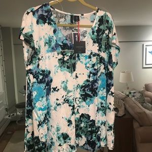 Floral tee shirt